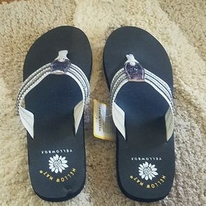 Mellow Mat flip flops